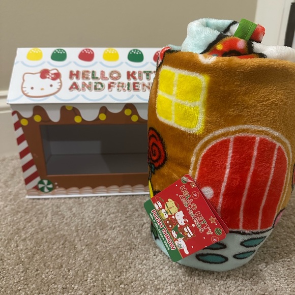 NWT Hello Kitty Blanket in a Box Plush Throw 46in x60in
